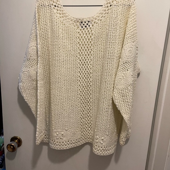 KrissXkross label crotchet sweater in white. Doily sweater lg-xl - Picture 4 of 10